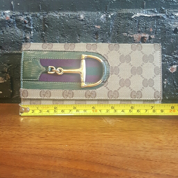 Vintage Gucci Wallet - Picture 2 of 5